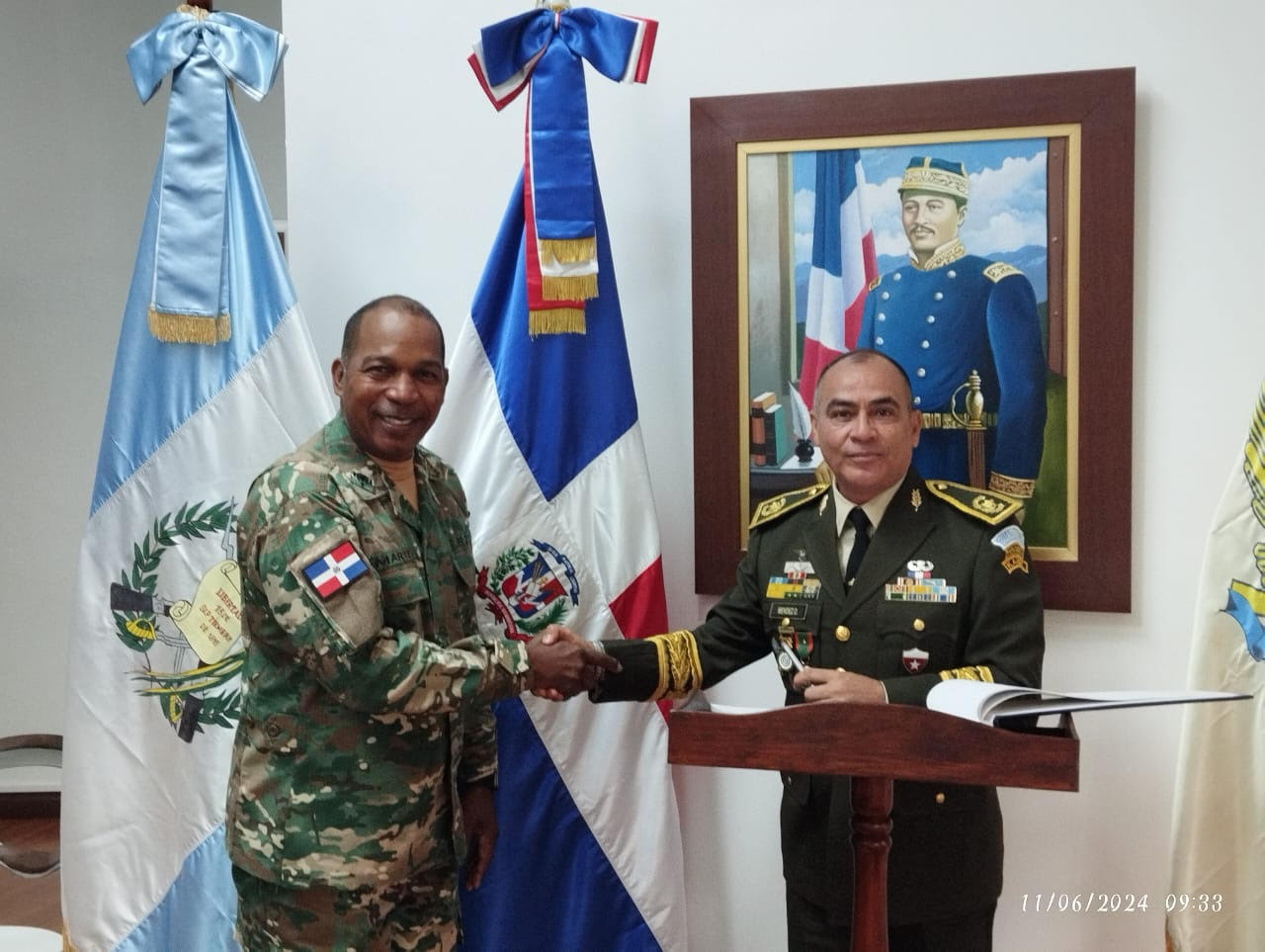 Director de la EGDC recibe visita del Agregado de Defensa Militar Naval y Aéreo a la Embajada de Guatemala