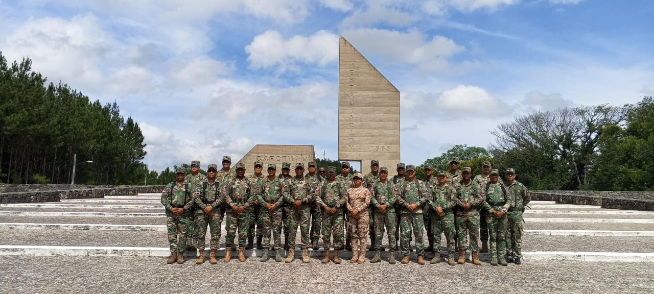 EGDC realiza recorrido fronterizo con estudiantes del diplomado en actualización doctrinal