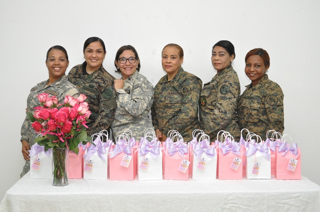 EGDC realiza agasajo para el personal femenino en el Día Internacional de la Mujer