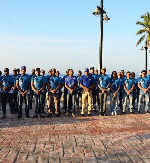 EGDC realiza jornada de limpieza en Playa Güibia en apoyo al proyecto de reciclaje del MIDE