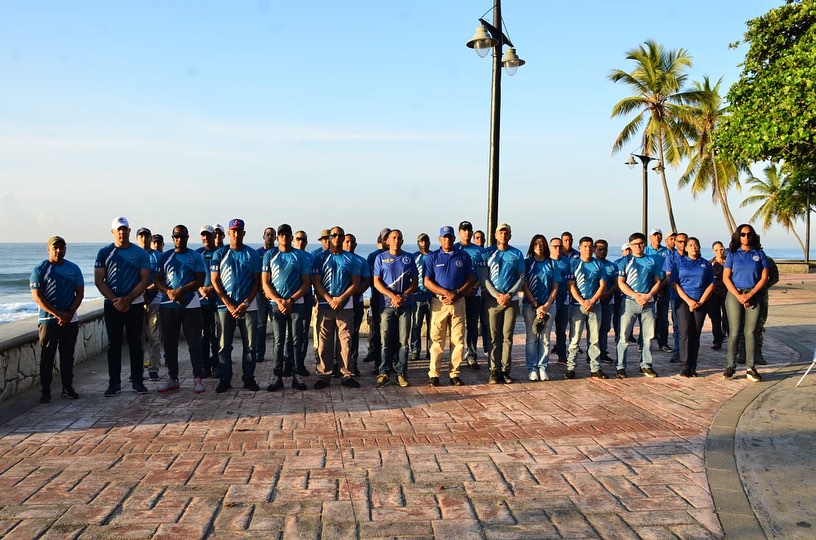 EGDC realiza jornada de limpieza en Playa Güibia en apoyo al proyecto de reciclaje del MIDE
